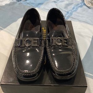 Black patent leather Iceberg moccasins